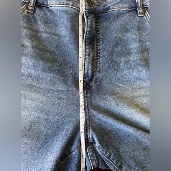 Kut from the Kloth Kelsey Fab Ab High Rise Ankle Flare Jeans 20W Distressed - Picture 6 of 8